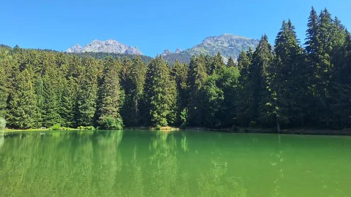 Dans le massif de Belledonne, repenser la montagne