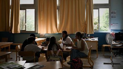 Adaptation des écoles à la chaleur : "La réduction du budget n'impacte pas la volonté d'agir des élus, elle impacte juste la réalité de l'action", déplore le directeur d'Actee