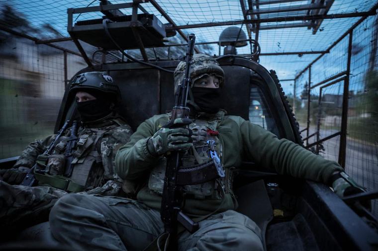 Guerre en Ukraine : sur le front, les avancées russes ont légèrement augmenté en août