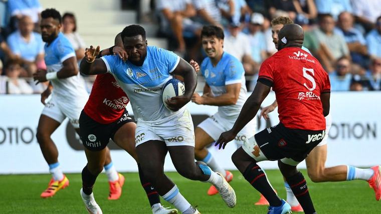 Top 14 : L’Aviron Bayonnais s’impose contre Toulon pour son 1er match de la saison (27-26)