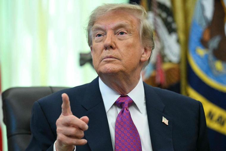 Donald Trump entretient le flou sur de possibles sanctions américaines contre des banques chinoises